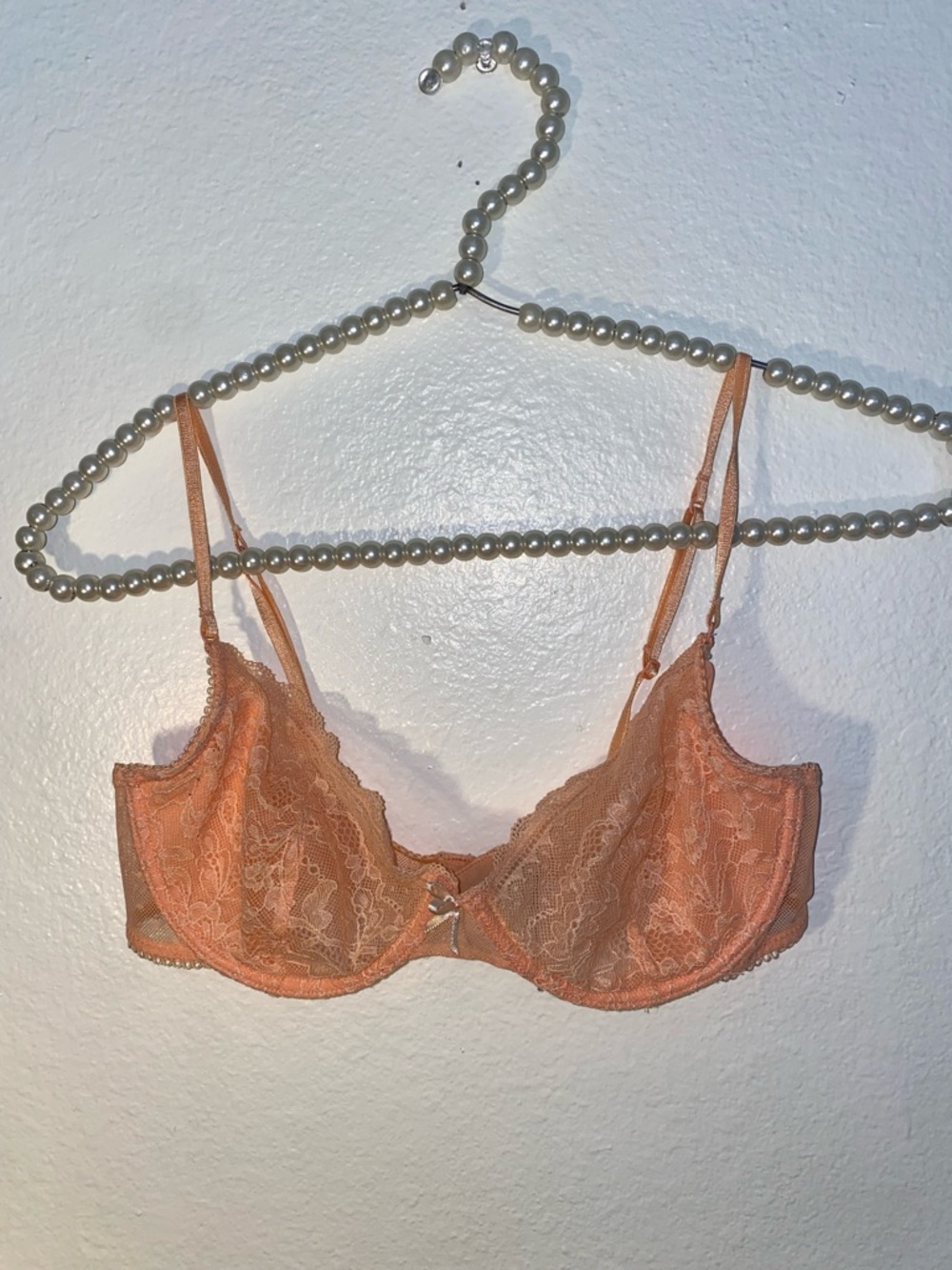 Anthropolgie women’s size 34C orange tangerine lace bra
